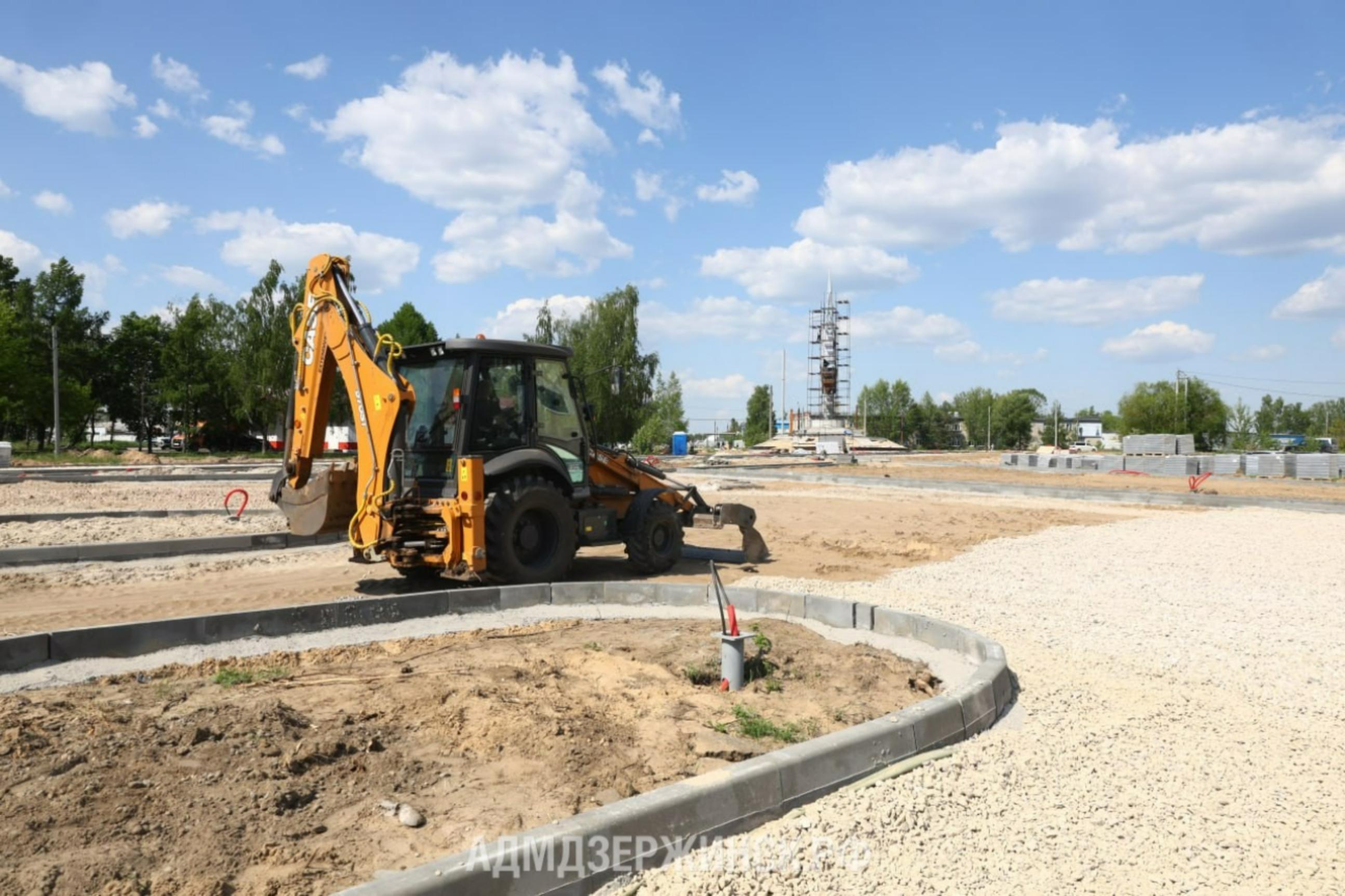 В Дзержинске стартовало благоустройство площади Узловой - Администрация  города Дзержинска